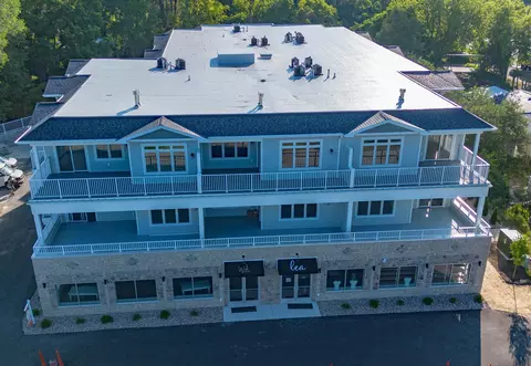 7784 State Highway 42 #302, Egg Harbor, WI 54209