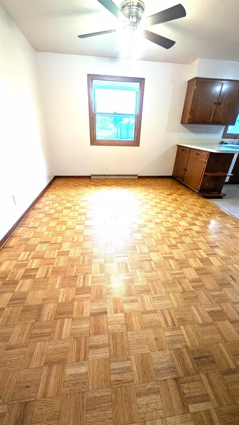 Dining - 2716 S Greenview St, Appleton, WI 54915 photo 1 of 1