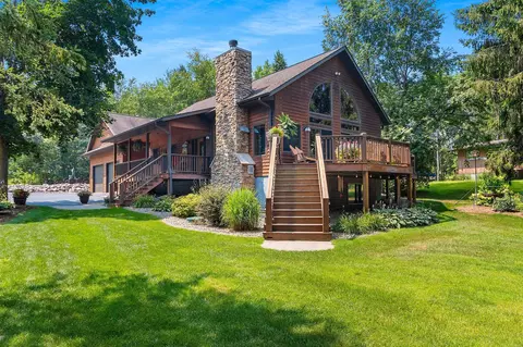 n1381 Silver Canoe Road, Keshena, WI 54135