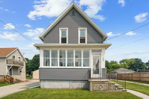 2304 14th St, Two Rivers, WI 54241