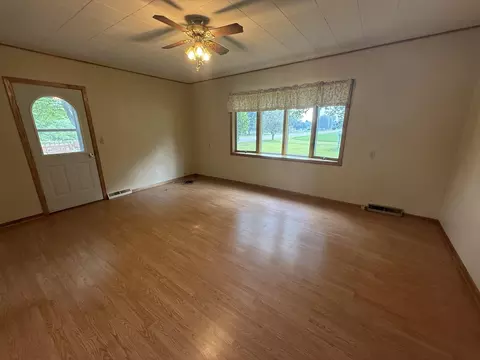 1341 Schabow St, Gresham, WI 54128 photo 12