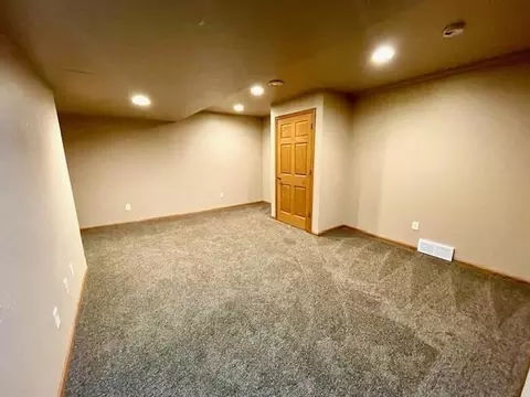 n286 Pinecrest Boulevard, Appleton, WI 54915 photo 13