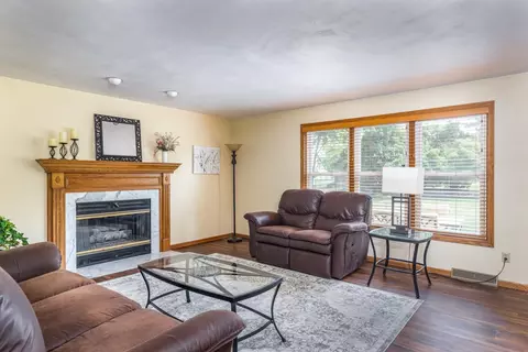 n390 Tamarack Drive, Appleton, WI 54915 photo 11