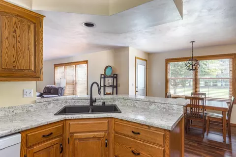 n390 Tamarack Drive, Appleton, WI 54915 photo 16