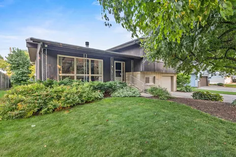 2940 N Morrison St, Appleton, WI 54911
