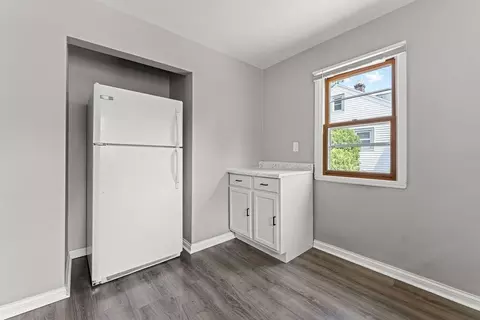 719 E Harrison St, Appleton, WI 54915 photo 3