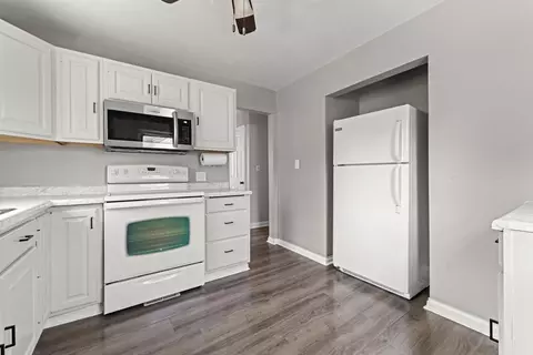 719 E Harrison St, Appleton, WI 54915 photo 4