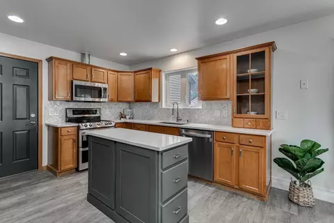 Kitchen - 1849 N Edwin St, Appleton, WI 54913 photo 1 of 5