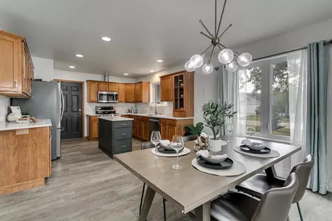 Dining - 1849 N Edwin St, Appleton, WI 54913 photo 3 of 3