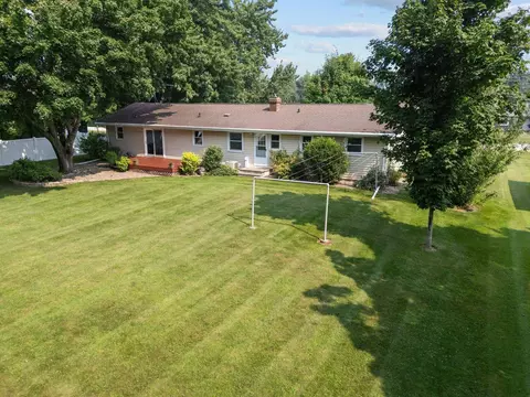 Exterior - 2707 W Capitol Dr, Appleton, WI 54914 photo 8 of 8