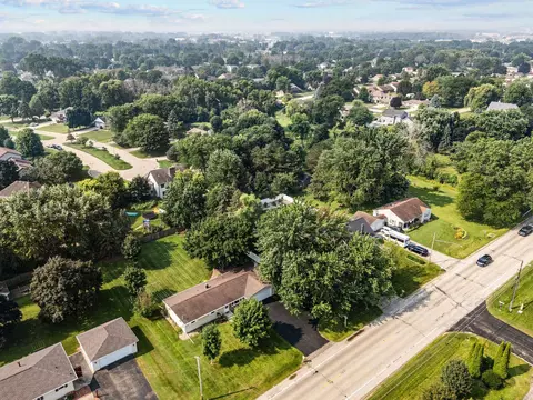 View/Area - 2707 W Capitol Dr, Appleton, WI 54914 photo 4 of 6