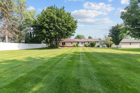 Exterior - 2707 W Capitol Dr, Appleton, WI 54914 photo 3 of 8