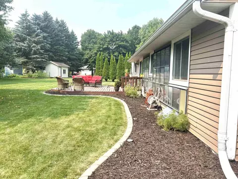 Exterior - 3009 E Canary St, Appleton, WI 54915 photo 3 of 5