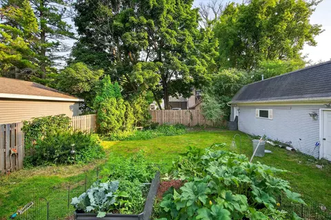 Exterior - 415 E Spring St, Appleton, WI 54911 photo 7 of 8