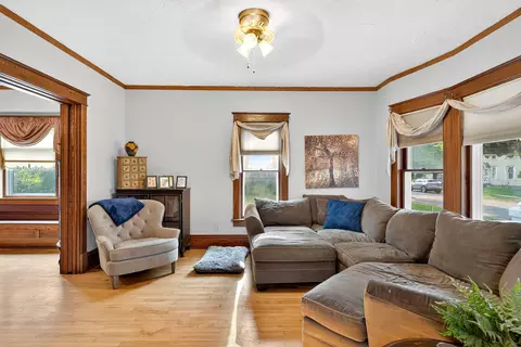 Living - 415 E Spring St, Appleton, WI 54911 photo 1 of 3
