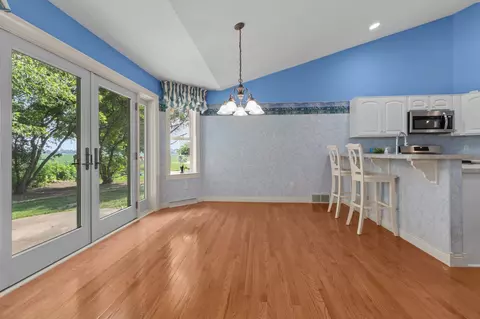 532 W Crossing Meadows Ln, Appleton, WI 54913 photo 12