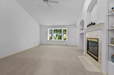 532 W Crossing Meadows Ln, Appleton, WI 54913 photo 9