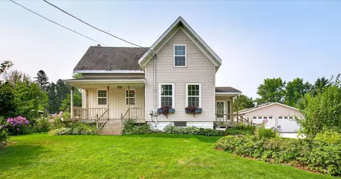 211 Davis St, Stockbridge, WI 53088