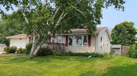 517 Lincoln St, Kewaunee, WI 54216