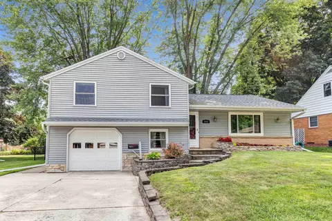 1431 Langlade Ave, Green Bay, WI 54304