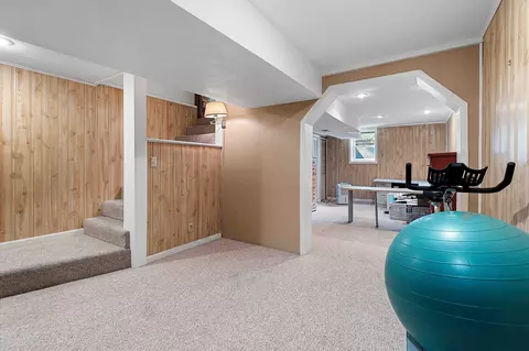 Entry Way - 3547 N Windward Ln, Appleton, WI 54911 photo 6 of 6