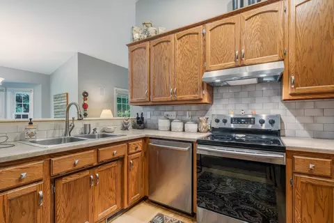 212 E Norfolk Pl, Appleton, WI 54911 photo 11