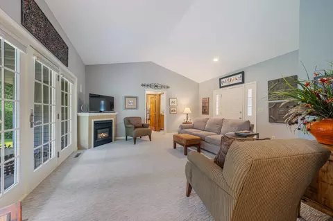 212 E Norfolk Pl, Appleton, WI 54911 photo 6