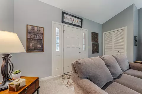 212 E Norfolk Pl, Appleton, WI 54911 photo 3