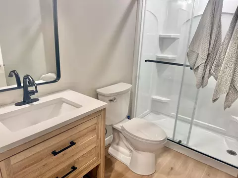 Bath - 2849 E Sunstone Pl, Appleton, WI 54913 photo 1 of 3