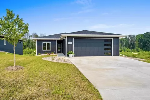4001 Antwerp Ave UNIT 3, Howard, WI 54313