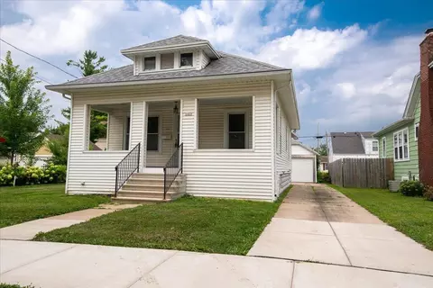 1423 Wisconsin St, Oshkosh, WI 54901