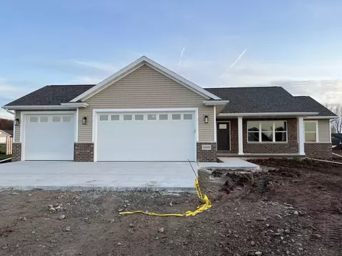 5289 Cornhusk Ln, Omro, WI 54963