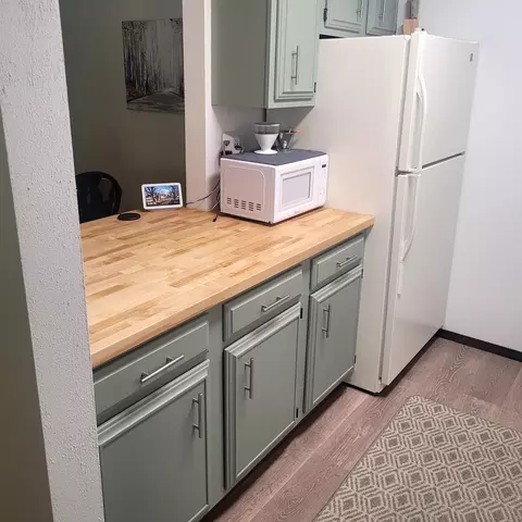 Kitchen - 3180 Justin Ct #6, Appleton, WI 54914 photo 2 of 2