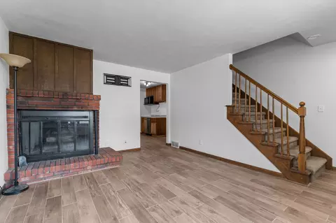 1014 E Northwood Dr, Appleton, WI 54911 photo 3