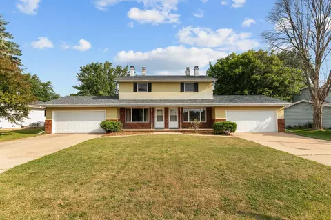 1014 E Northwood Dr, Appleton, WI 54911