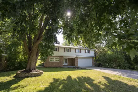 1701 Hazen Rd, Green Bay, WI 54311