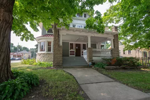 603 Jackson St, Oshkosh, WI 54901