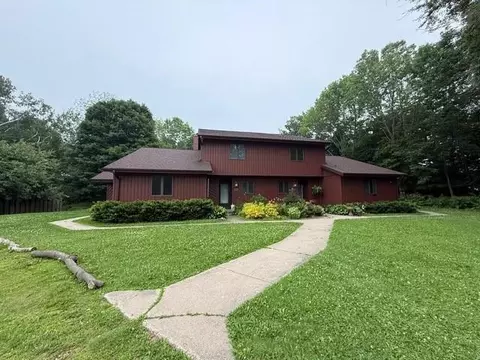 103 Summers Cir #103, Kewaunee, WI 54216