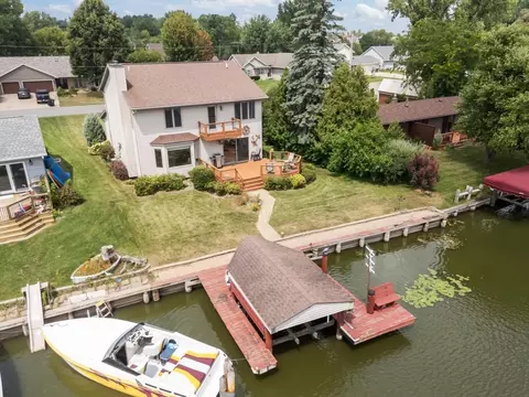 738 E River Dr, Omro, WI 54963 photo 10