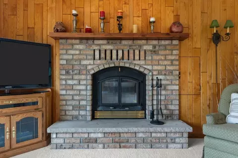 738 E River Dr, Omro, WI 54963 photo 19