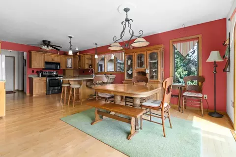 738 E River Dr, Omro, WI 54963 photo 22
