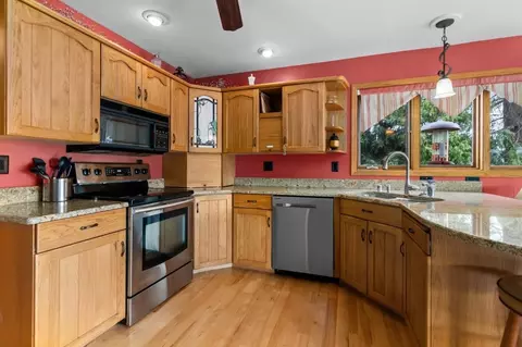 738 E River Dr, Omro, WI 54963 photo 26