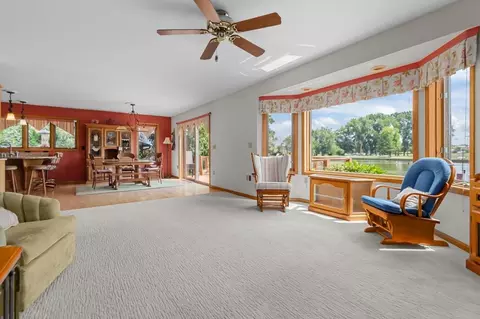 738 E River Dr, Omro, WI 54963 photo 21