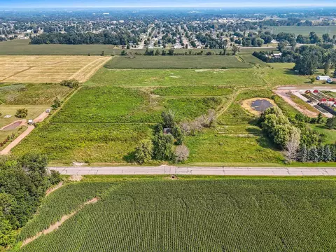 schmidt road, Appleton, WI 54915 photo 9