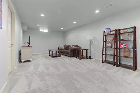 Living - 3125 N Sunridge Dr, Appleton, WI 54914 photo 2 of 2