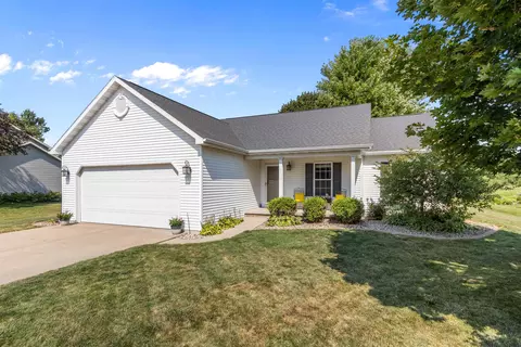Exterior - 3125 N Sunridge Dr, Appleton, WI 54914 photo 9 of 9