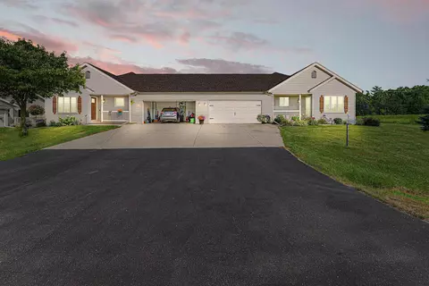 n5983 Westview Drive, Fond Du Lac, WI 54937