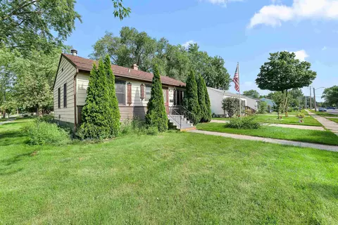 241 Wilson Ave, Fond Du Lac, WI 54935