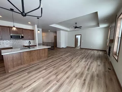 Living - N9221 Dylan Drive, Appleton, WI 54915 photo 2 of 4