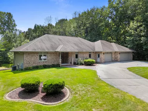 6149 Kawula Ln, Sobieski, WI 54171